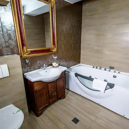 Guest house Pensiunea Paradis 4*